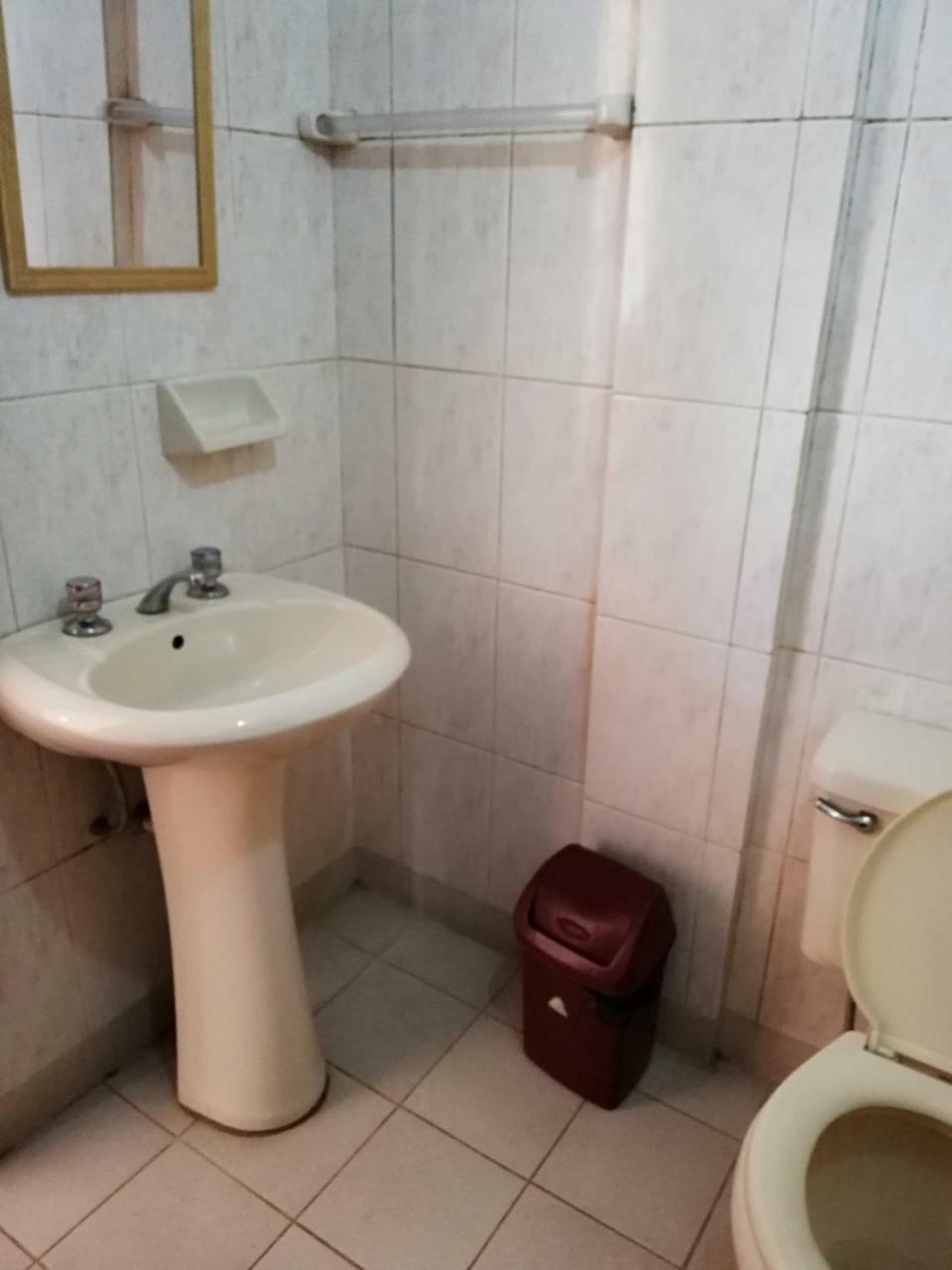 Hotel Las Kantutas 코파카바나 외부 사진